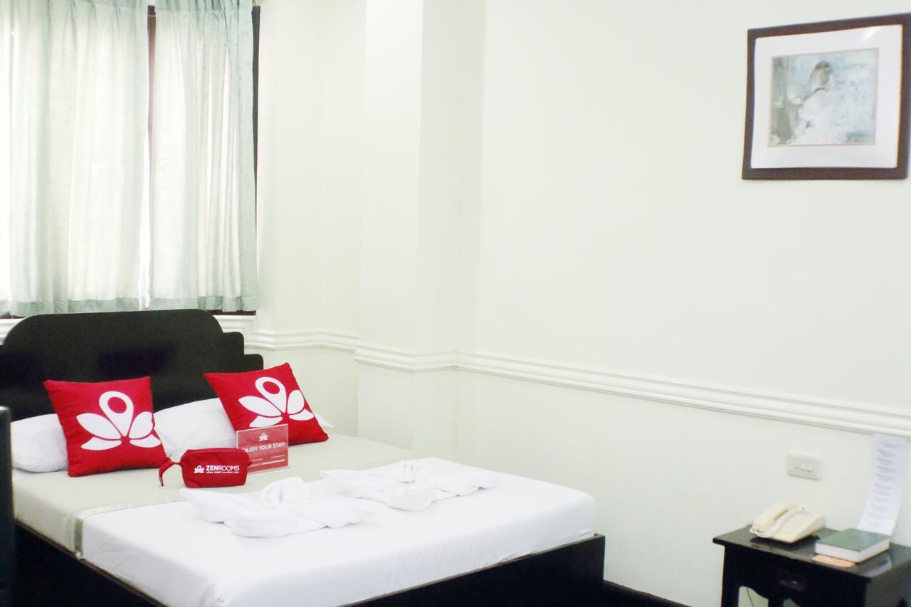 Zen Rooms Vest Grand Suites Bohol 타그빌라란 외부 사진